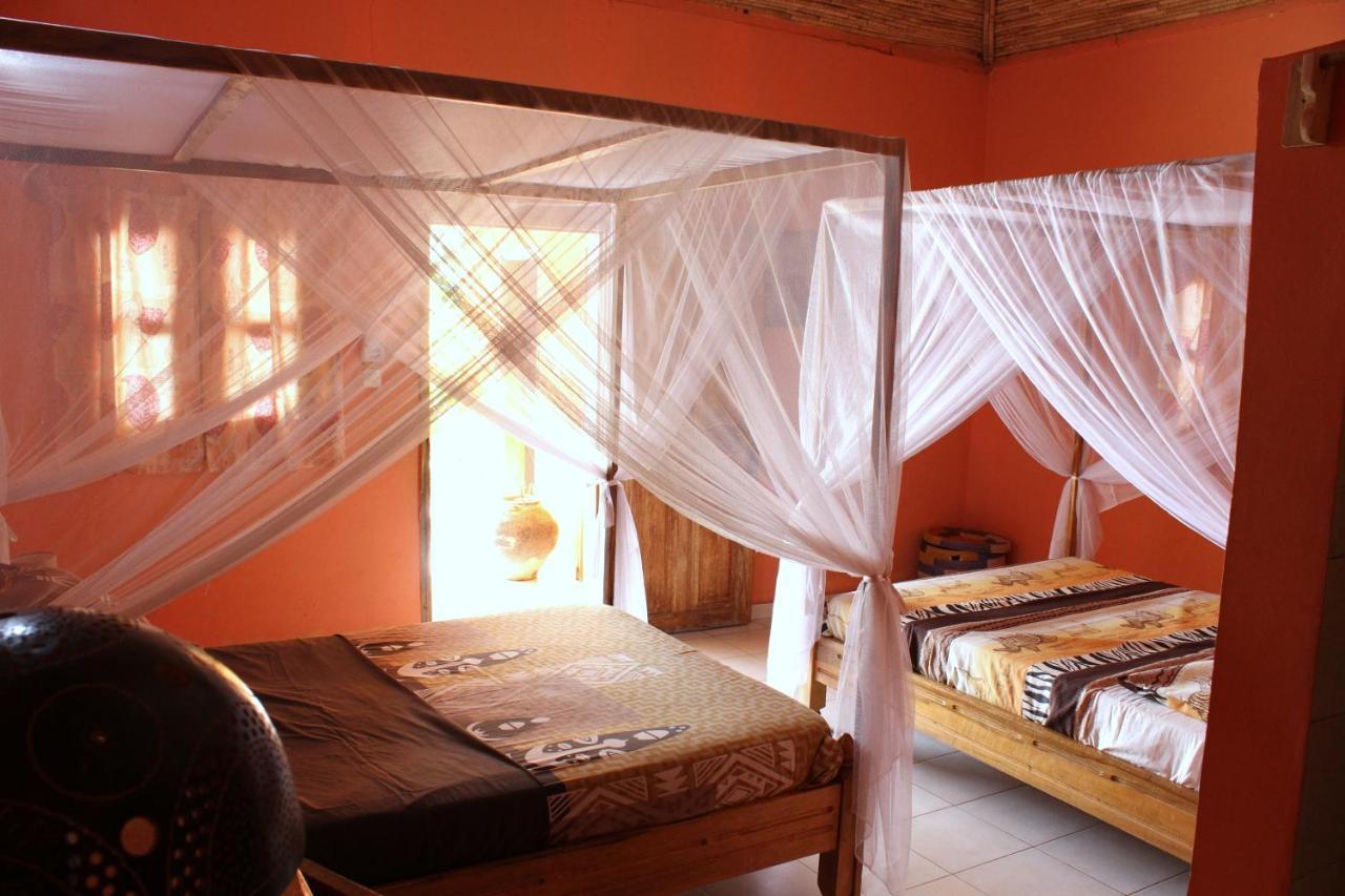 B & B Mariamacounda Toubakouta Exterior photo
