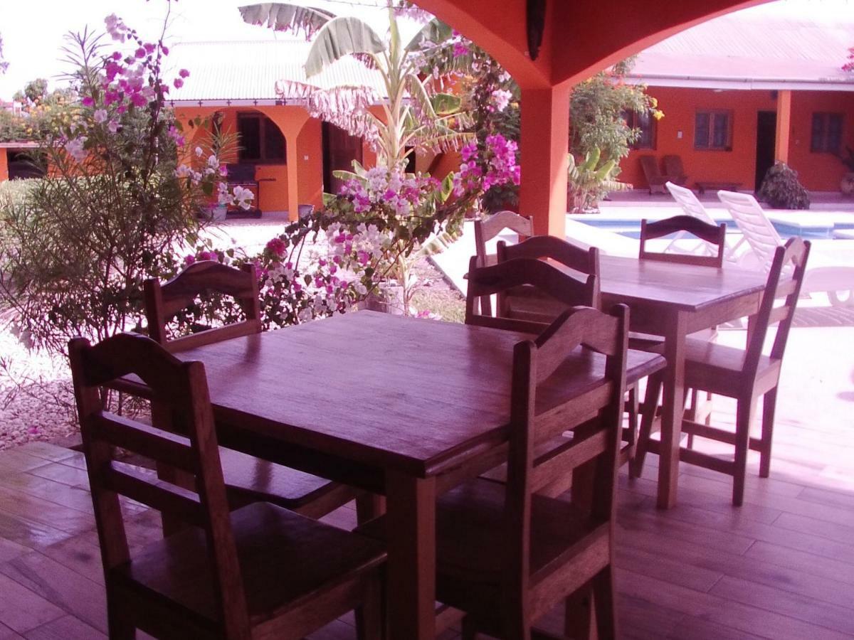 B & B Mariamacounda Toubakouta Exterior photo